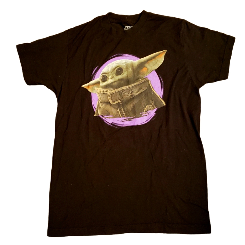 Star Wars Baby Yoda The Child Mandalorian Disney Tee Shirt Men's Size Medium